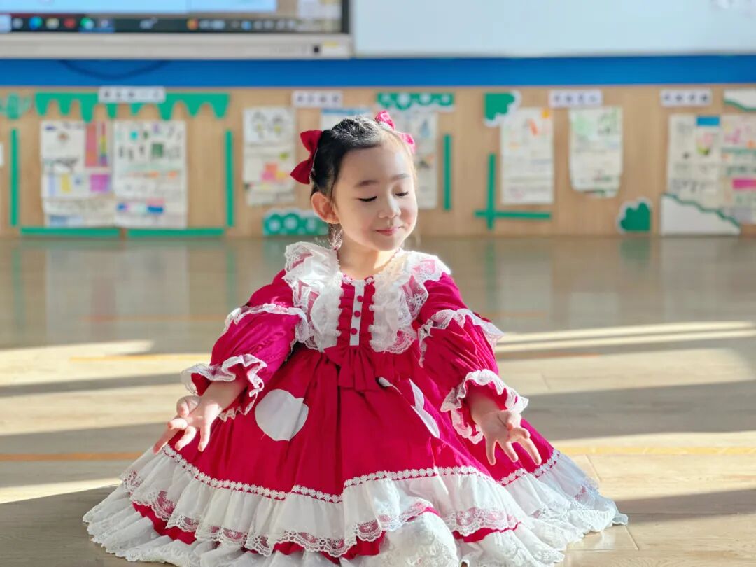 【精灵●节日】“金蛇纳瑞，喜迎新年”——南京一校幼儿园元旦系列活动及放假通知