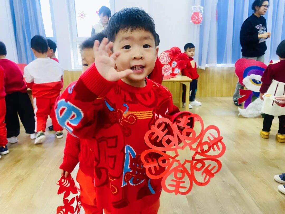 【精灵●节日】“金蛇纳瑞，喜迎新年”——南京一校幼儿园元旦系列活动及放假通知