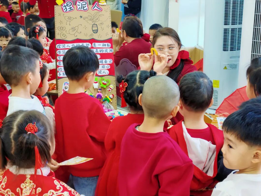 【精灵●节日】“金蛇纳瑞，喜迎新年”——南京一校幼儿园元旦系列活动及放假通知