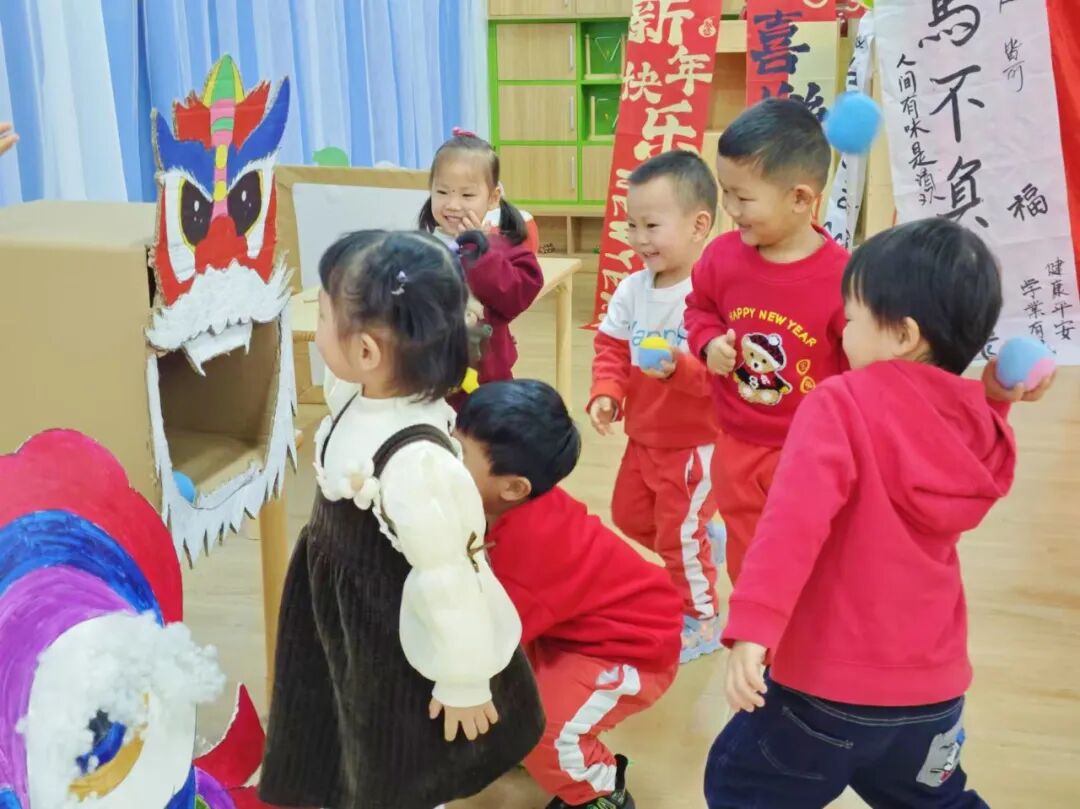 【精灵●节日】“金蛇纳瑞，喜迎新年”——南京一校幼儿园元旦系列活动及放假通知