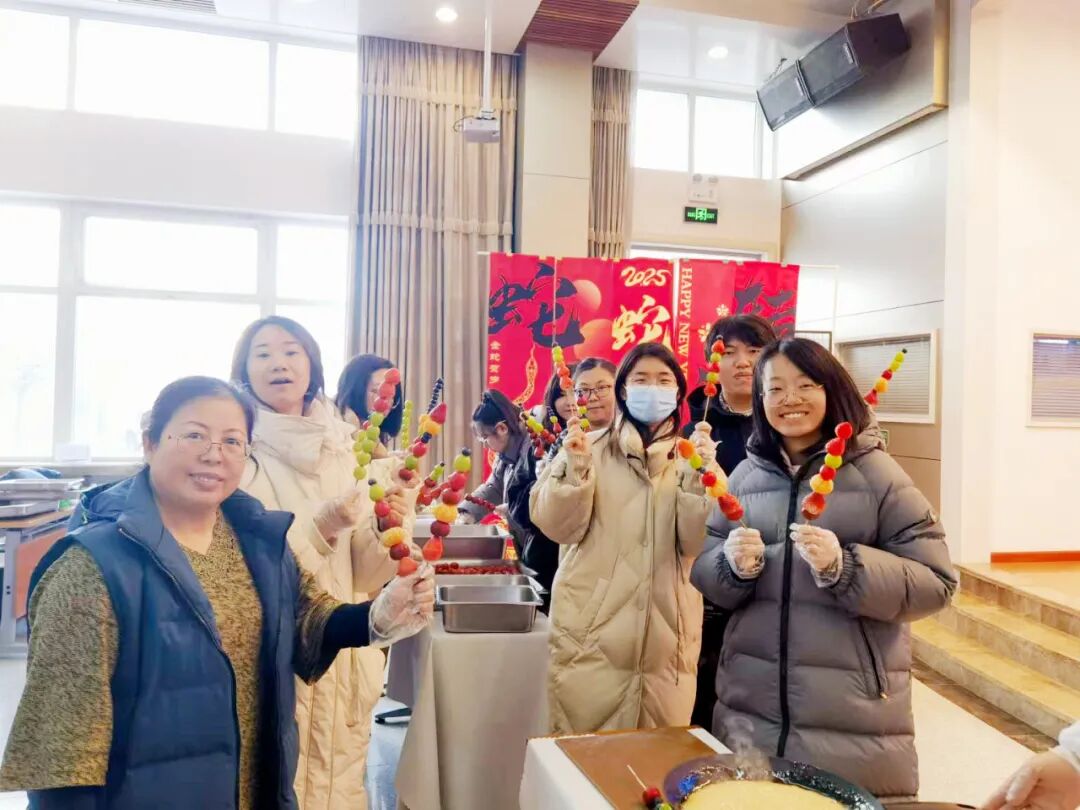 喜乐有分享 共度岁月长——西辛小学教育集团教职员工“庆元旦 迎新年”主题庆祝活动