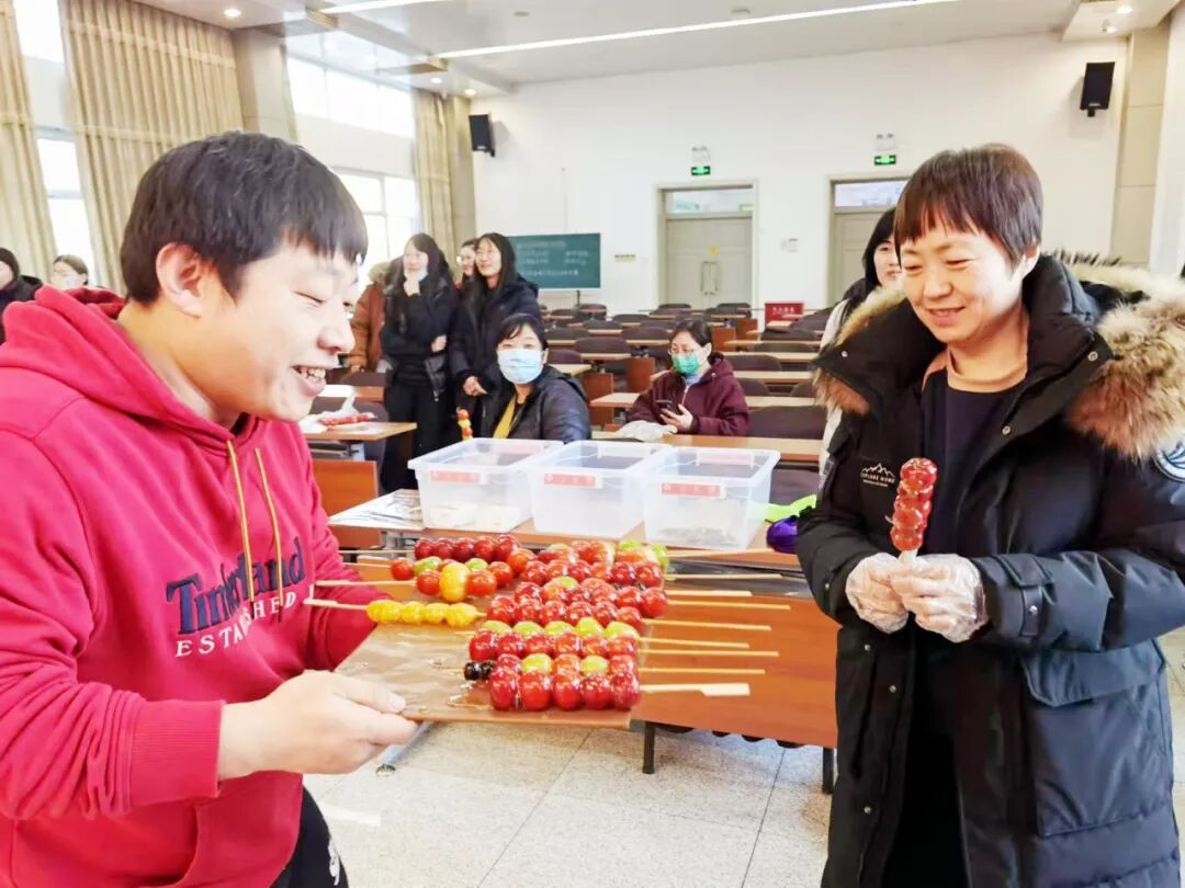 喜乐有分享 共度岁月长——西辛小学教育集团教职员工“庆元旦 迎新年”主题庆祝活动