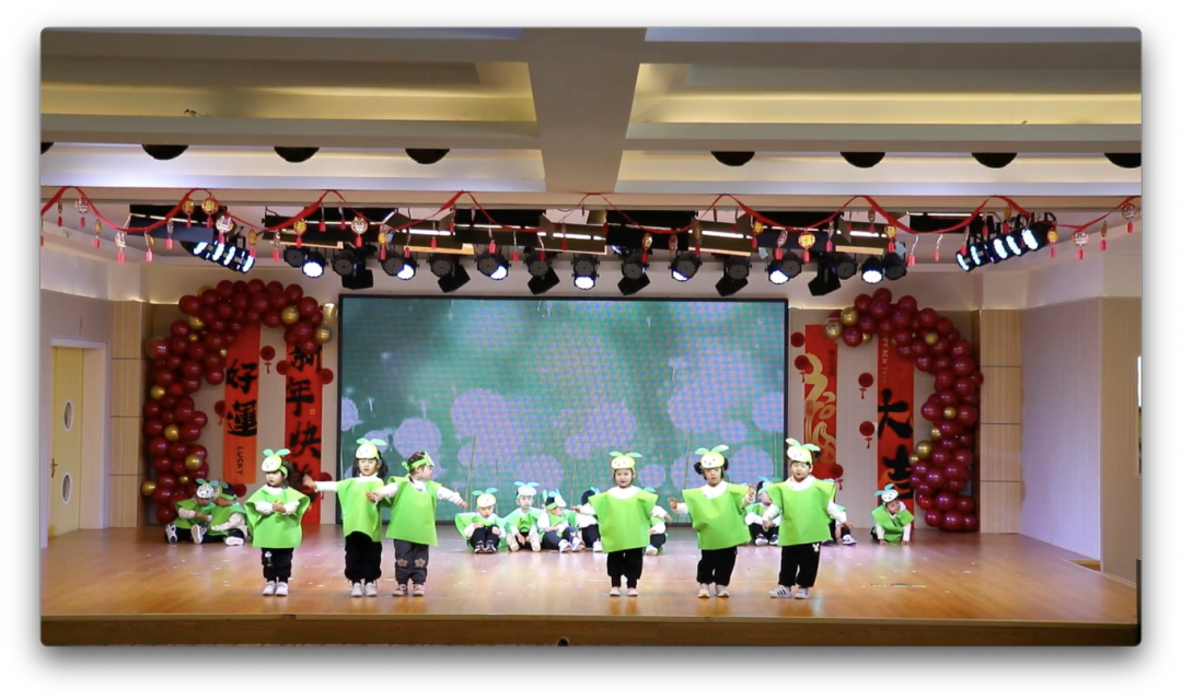 福蛇献瑞，萌娃欢庆 ——喜迎2025元旦联欢会